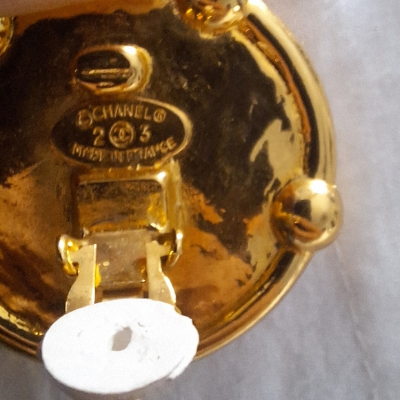 CHANEL EARRINGS - Picture 6 of 6